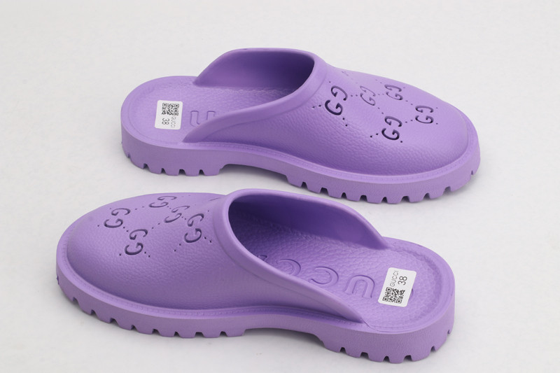 GUC LEATHER SLIDE