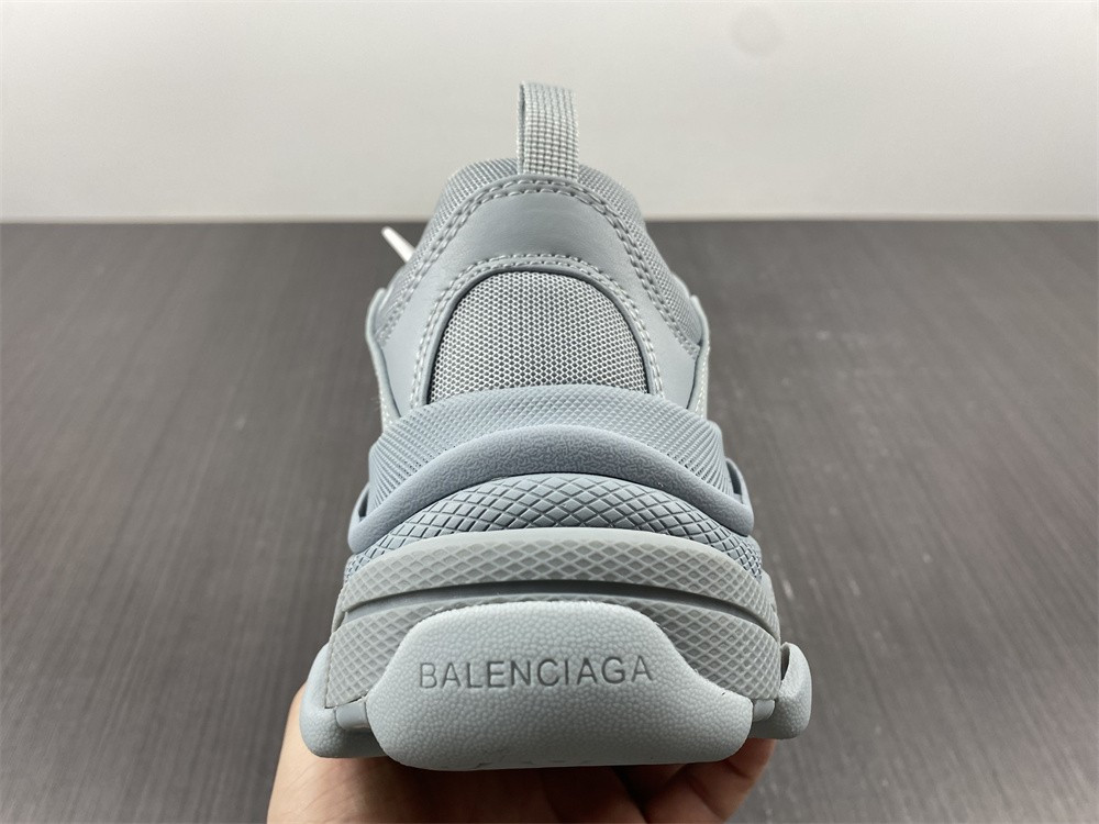 Ba*len*cia*ga triple s 524339 w2fw1 4700