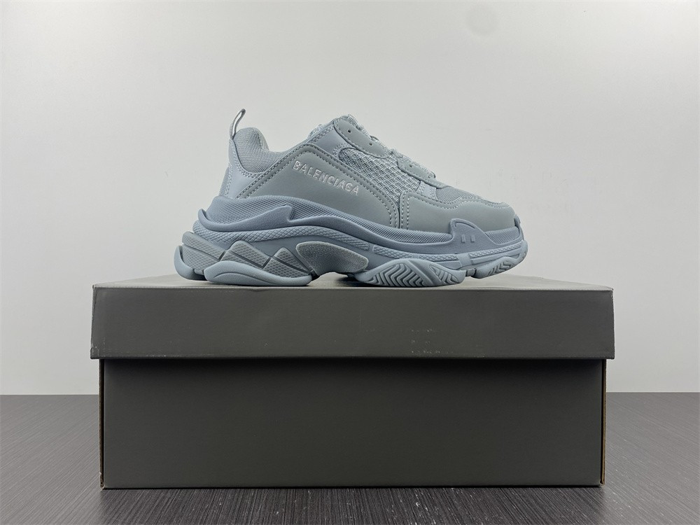 Ba*len*cia*ga triple s 524339 w2fw1 4700