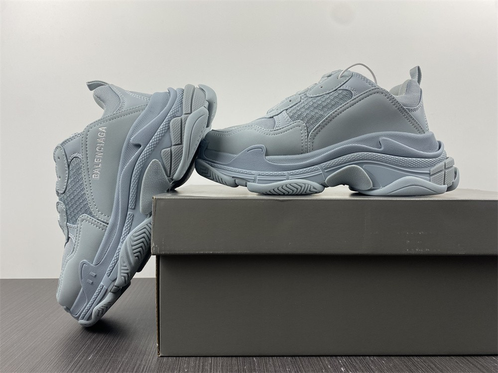 Ba*len*cia*ga triple s 524339 w2fw1 4700