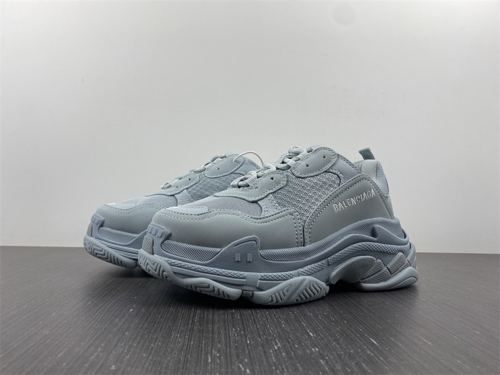 Ba*len*cia*ga triple s 524339 w2fw1 4700