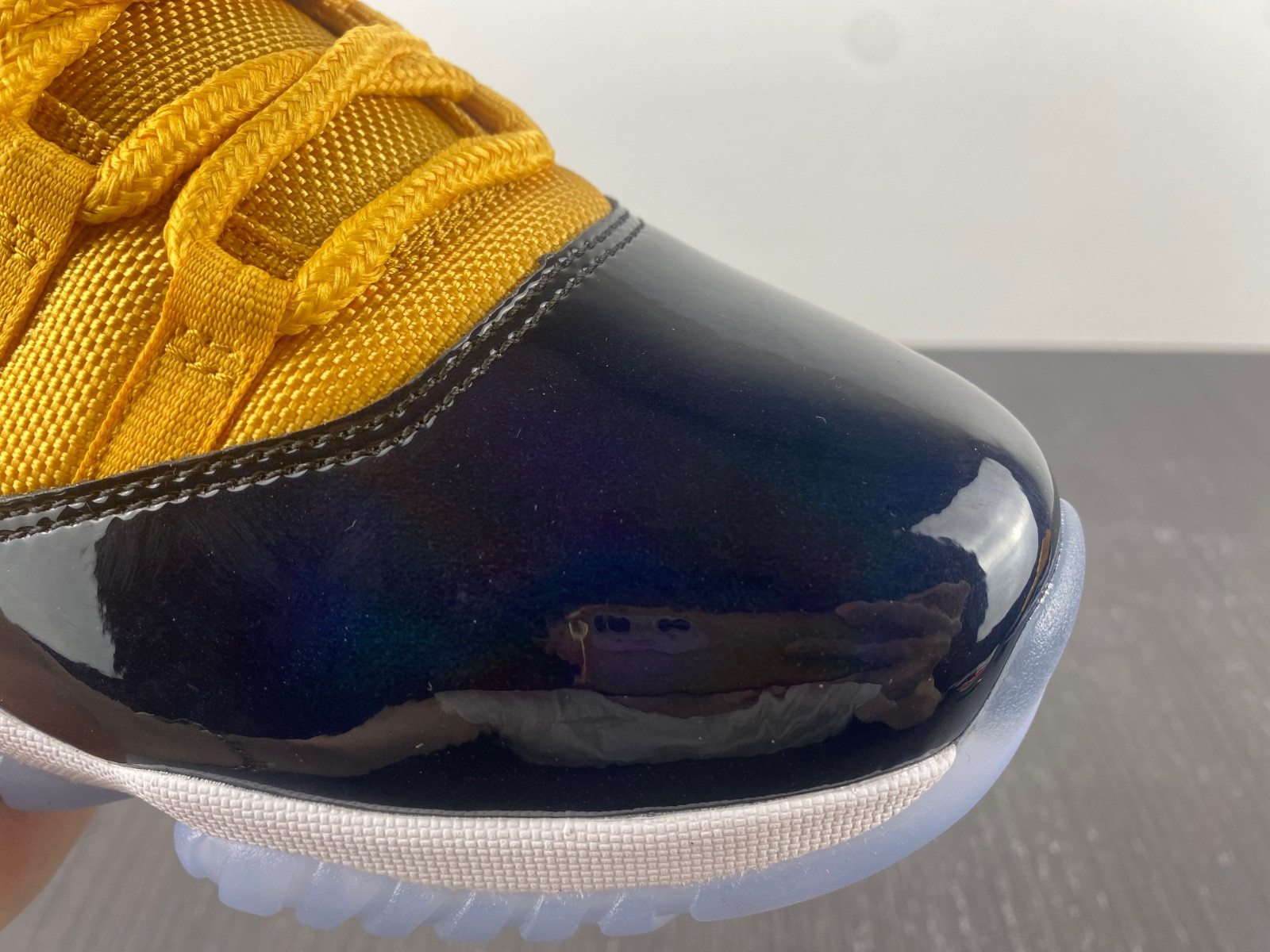 Air Jordan 11 Retro Black Yellow CT8012-118