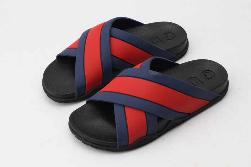 GUC LEATHER SLIDE