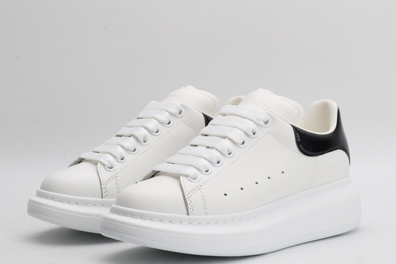 ALEXANDER MCQUEEN SNEAKER