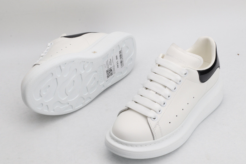 ALEXANDER MCQUEEN SNEAKER