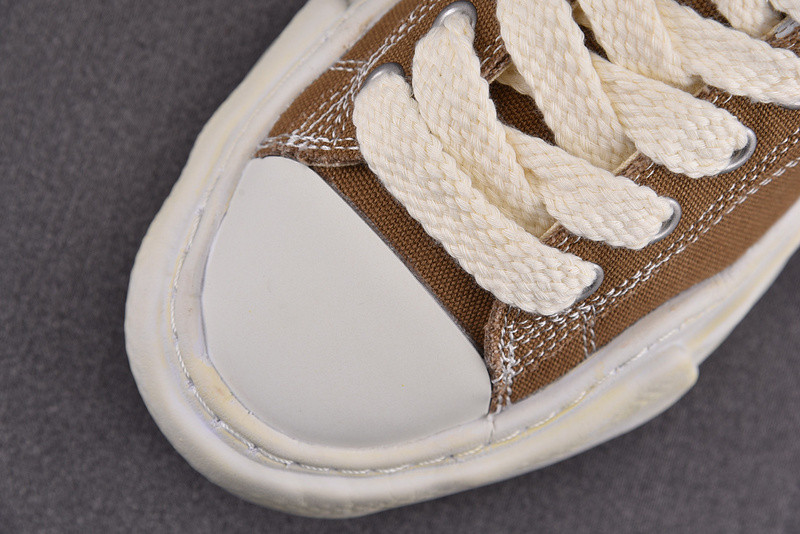 MAISON MIHARA SNEAKERS