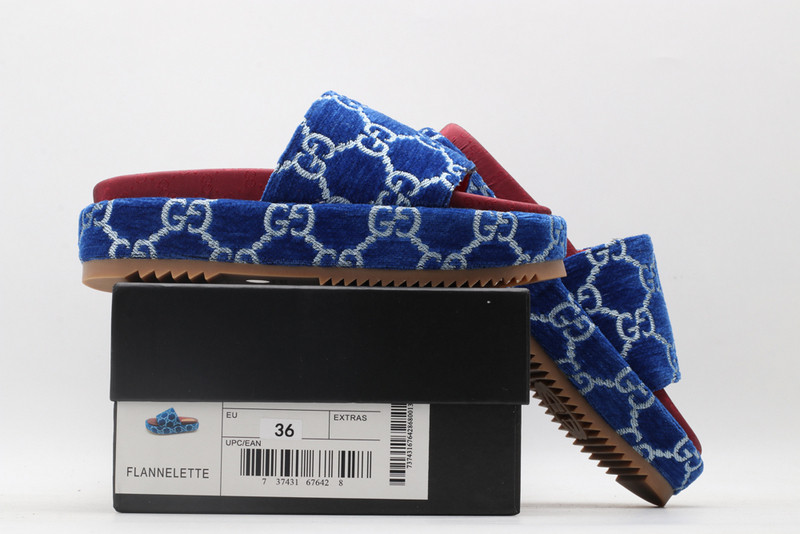 GUC LEATHER SLIDE