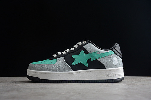 BAPE SNEAKERS