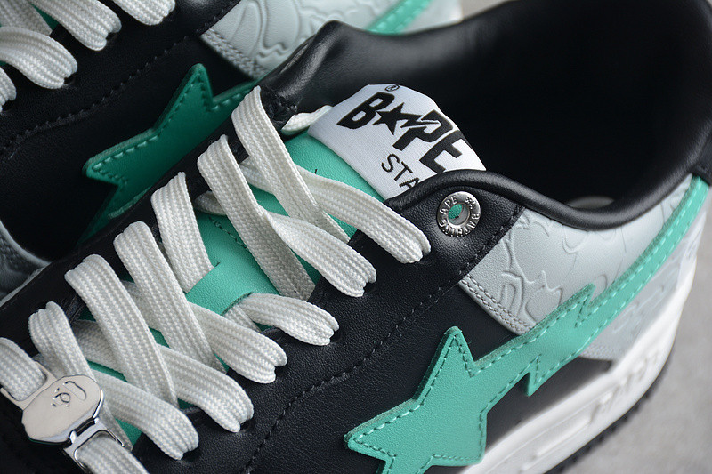BAPE SNEAKERS