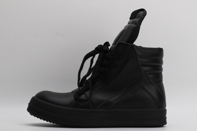 RICK 0WENS SNEAKERS