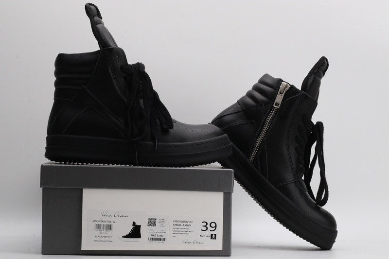 RICK 0WENS SNEAKERS