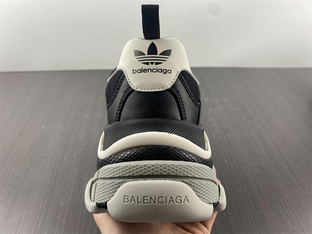 Ba*len*cia*ga triple s 710021 w3rn3 1001