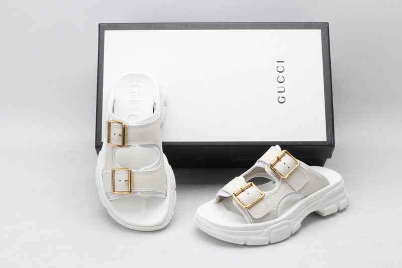 GUC LEATHER SLIDE
