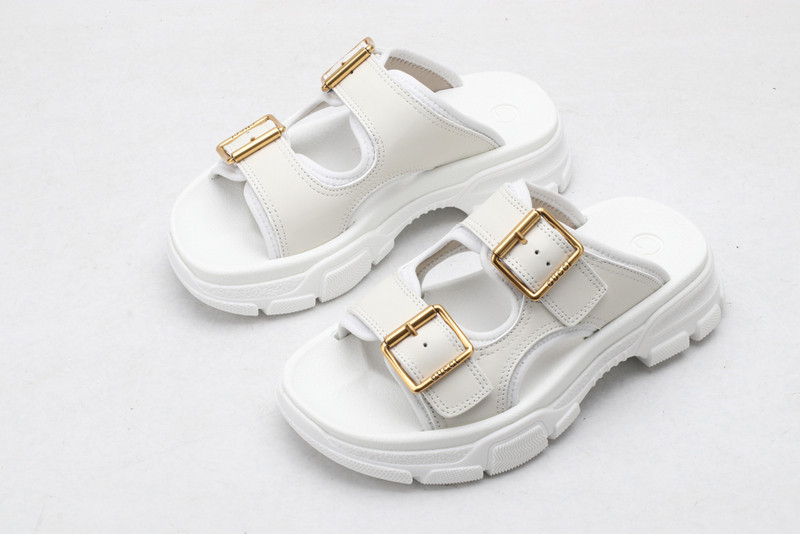 GUC LEATHER SLIDE