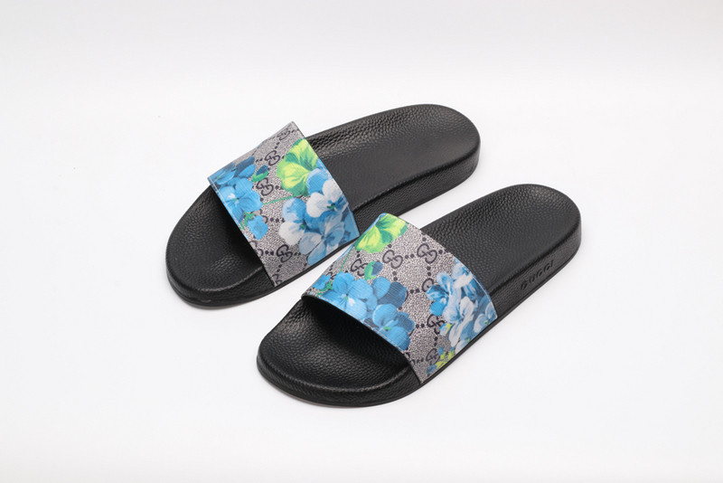 GUC LEATHER SLIDE
