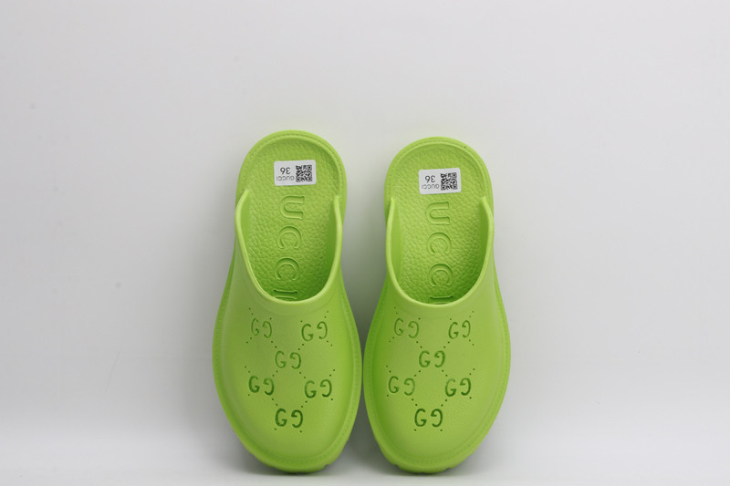 GUC LEATHER SLIDE