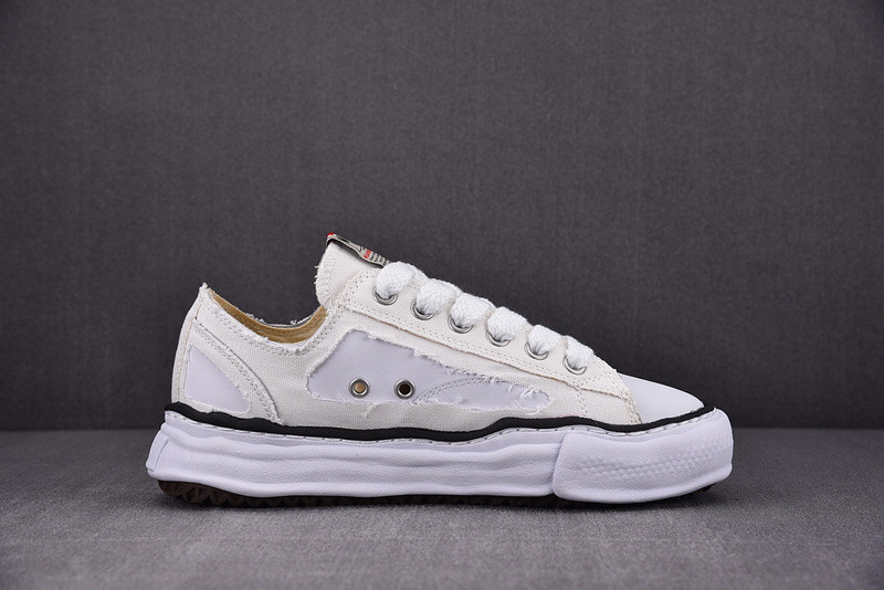 MAISON MIHARA SNEAKERS