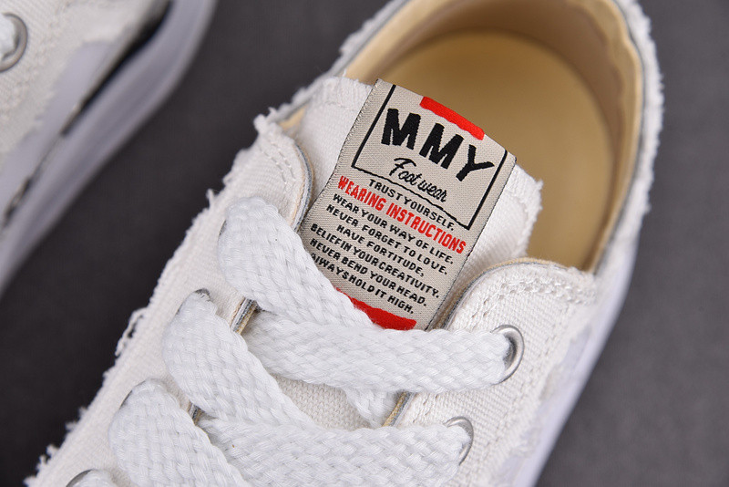 MAISON MIHARA SNEAKERS