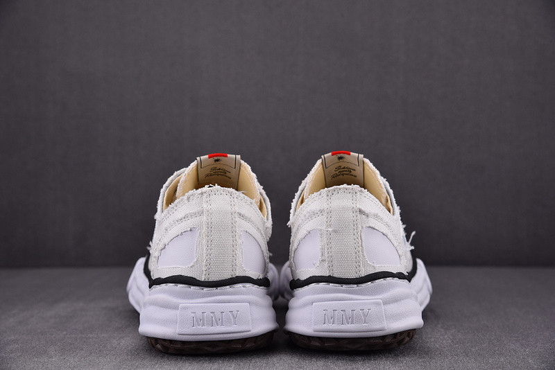 MAISON MIHARA SNEAKERS