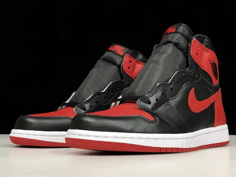 AIR JORDAN 1 RETRO HIGH OG BANNED 555088-001
