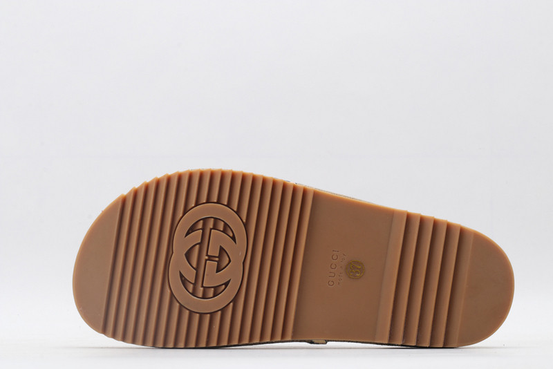 GUC LEATHER SLIDE