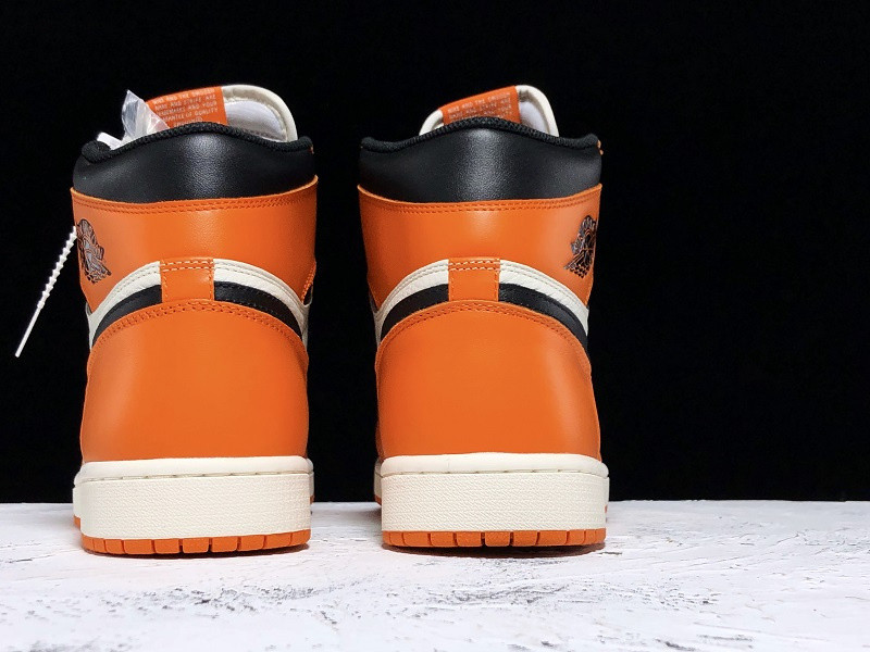 AIR JORDAN 1 RETRO HIGH OG SHATTERED BACKBOARD AWAY 555088-113