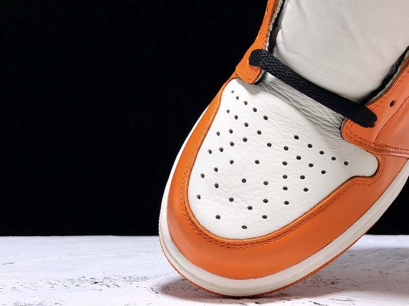 AIR JORDAN 1 RETRO HIGH OG SHATTERED BACKBOARD AWAY 555088-113