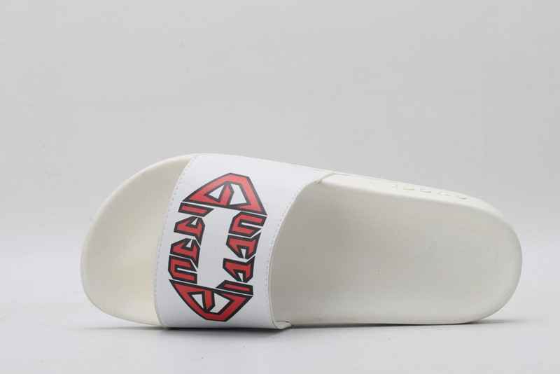 GUC LEATHER SLIDE