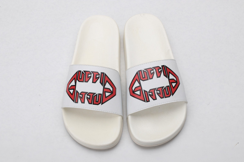 GUC LEATHER SLIDE