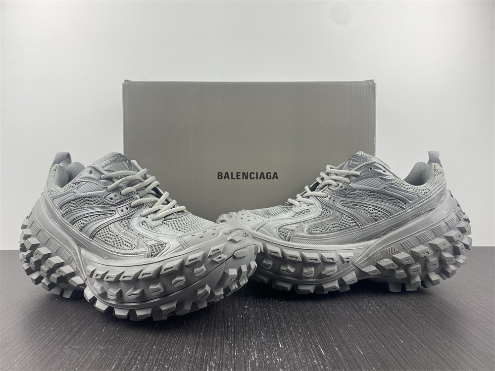Ba*len*cia*ga bouncer chunky-sole sneakers