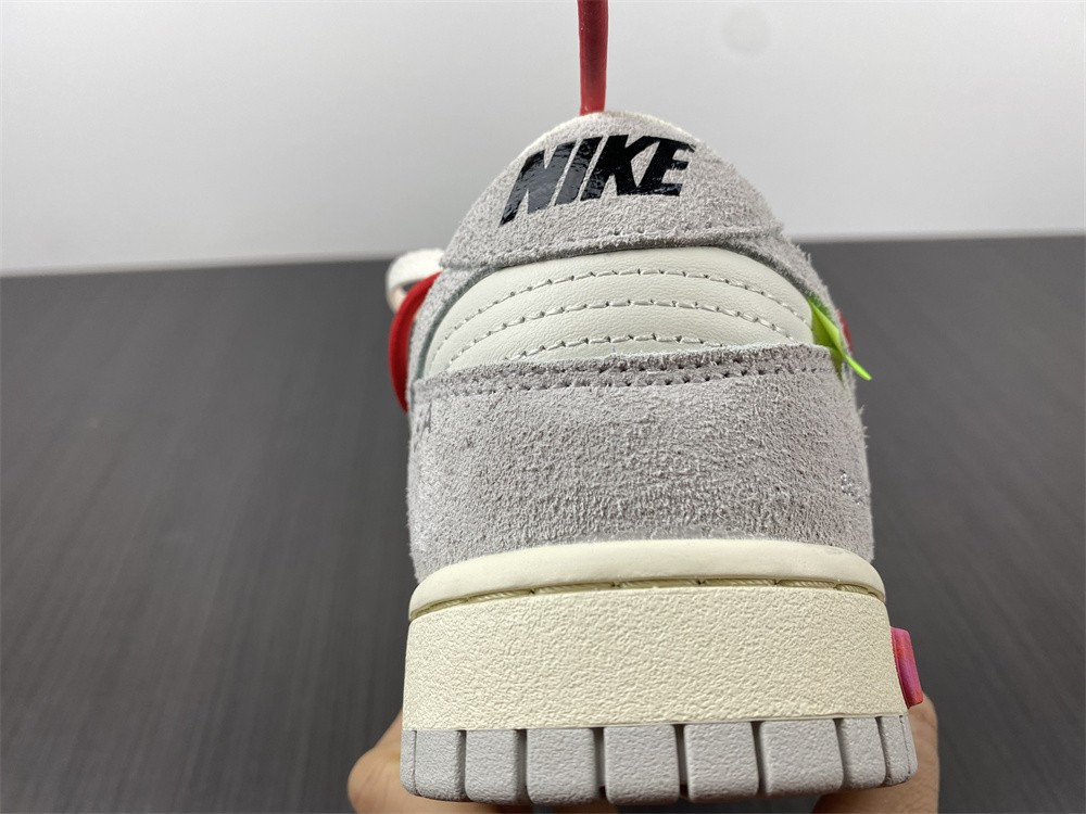 NIKE DUNK LOW OW LOT 40 OF 50 DJ0950-103