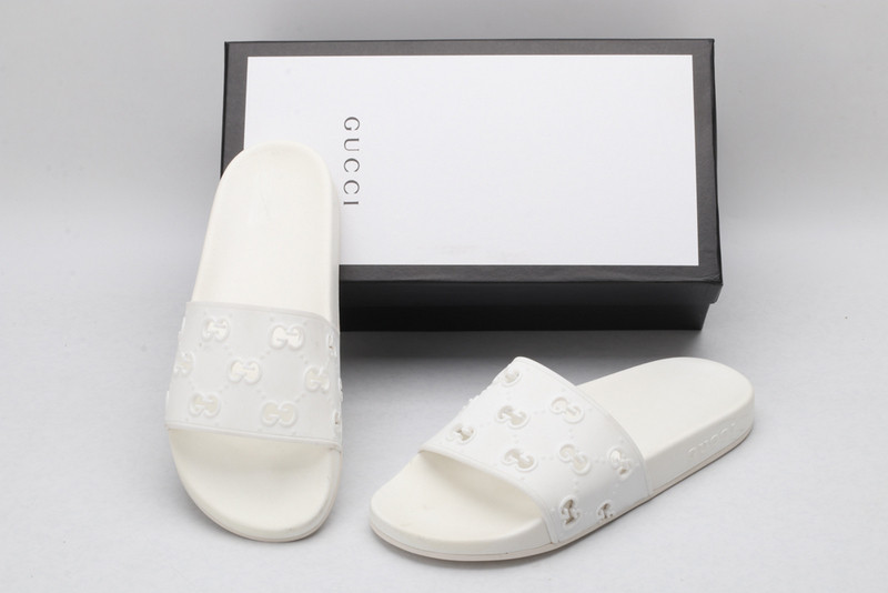 GUC LEATHER SLIDE