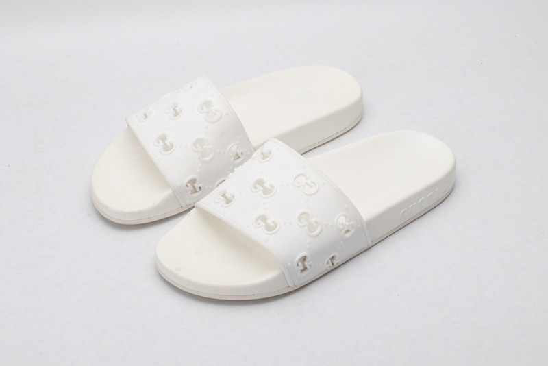 GUC LEATHER SLIDE