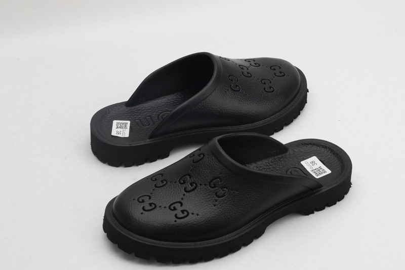 GUC LEATHER SLIDE