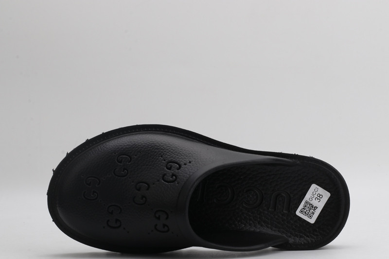 GUC LEATHER SLIDE