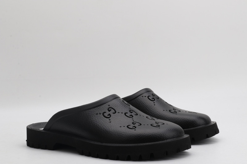 GUC LEATHER SLIDE