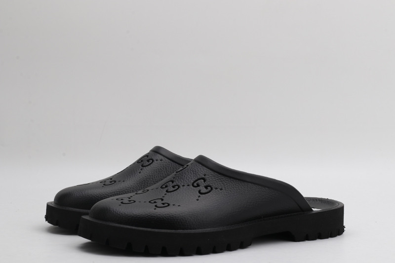 GUC LEATHER SLIDE