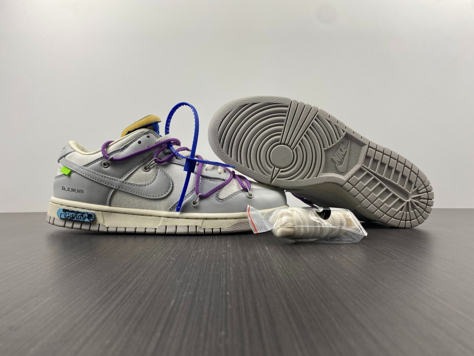 NIKE DUNK LOW OW LOT 48 OF 50 DM1602-107