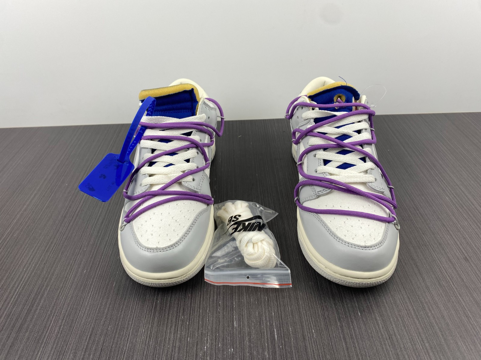 NIKE DUNK LOW OW LOT 48 OF 50 DM1602-107