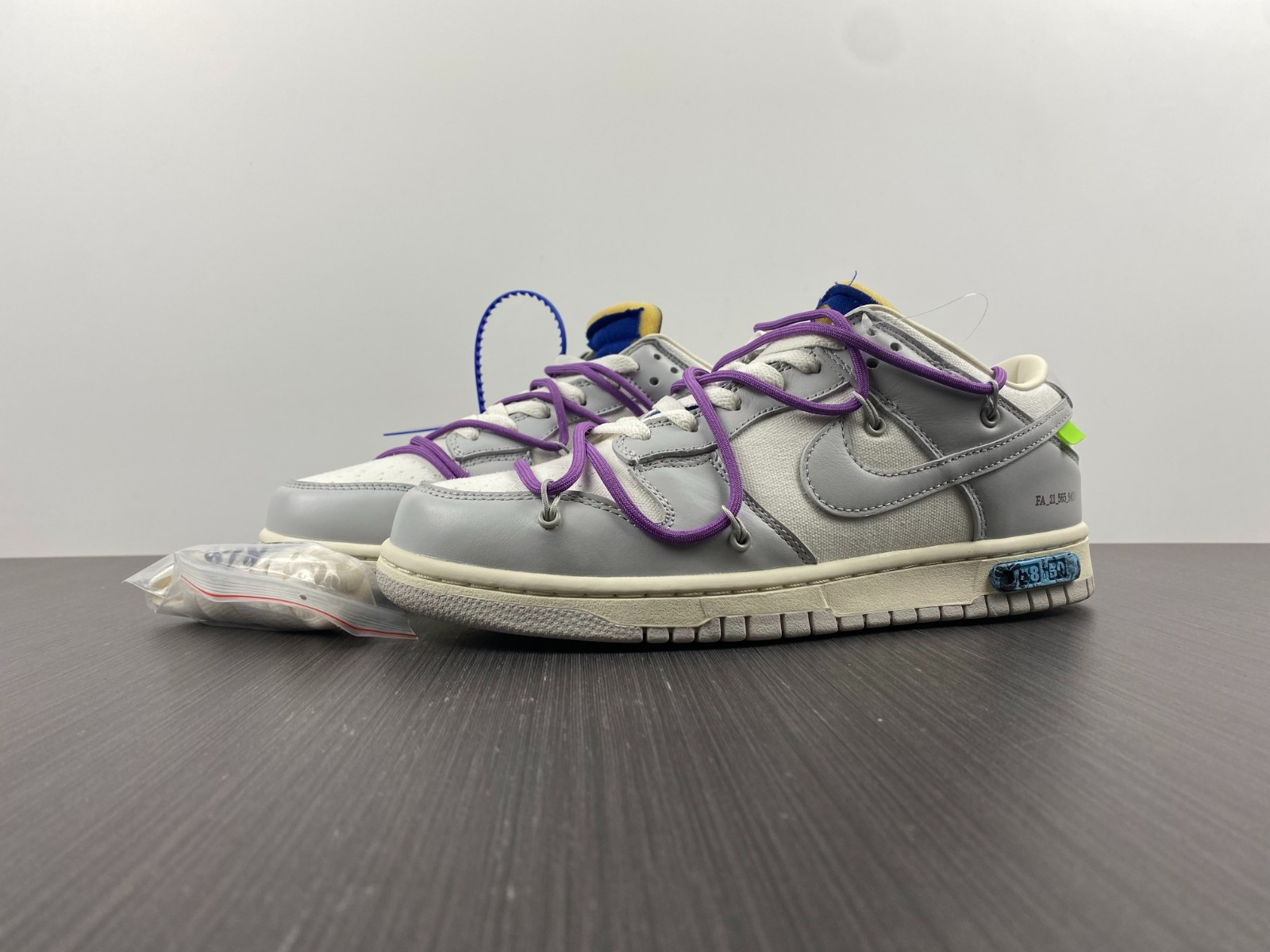 NIKE DUNK LOW OW LOT 48 OF 50 DM1602-107