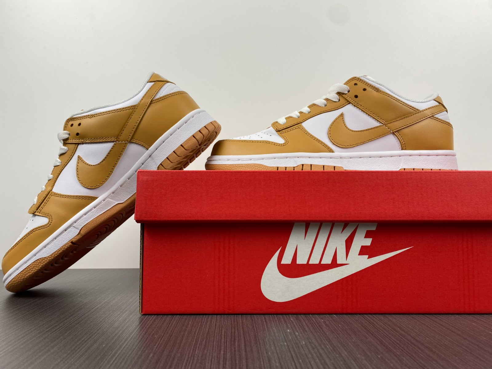 Nike Dunk Low "Harvest Moon" DD1503-114