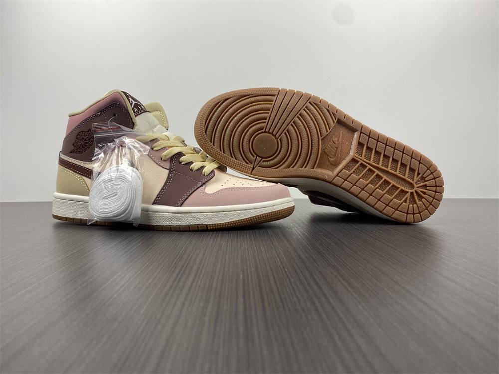 Jordan 1 Mid SE Dark Pony Smoky Mauve (W) DO7440-821