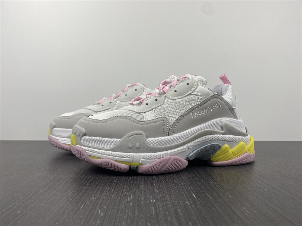 Ba*len*cia*ga triple s 524039 w2fw4 7541
