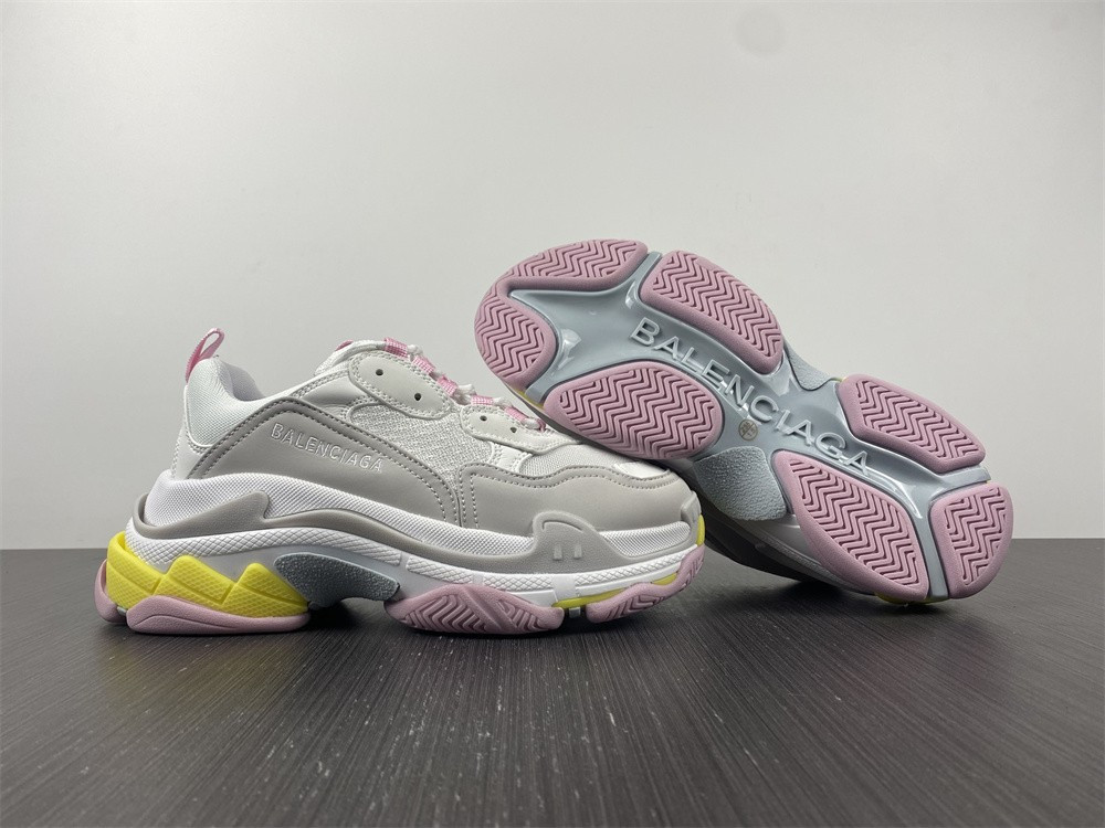 Ba*len*cia*ga triple s 524039 w2fw4 7541