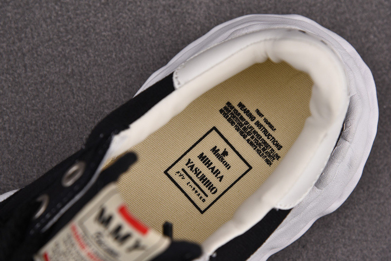 MAISON MIHARA SNEAKERS