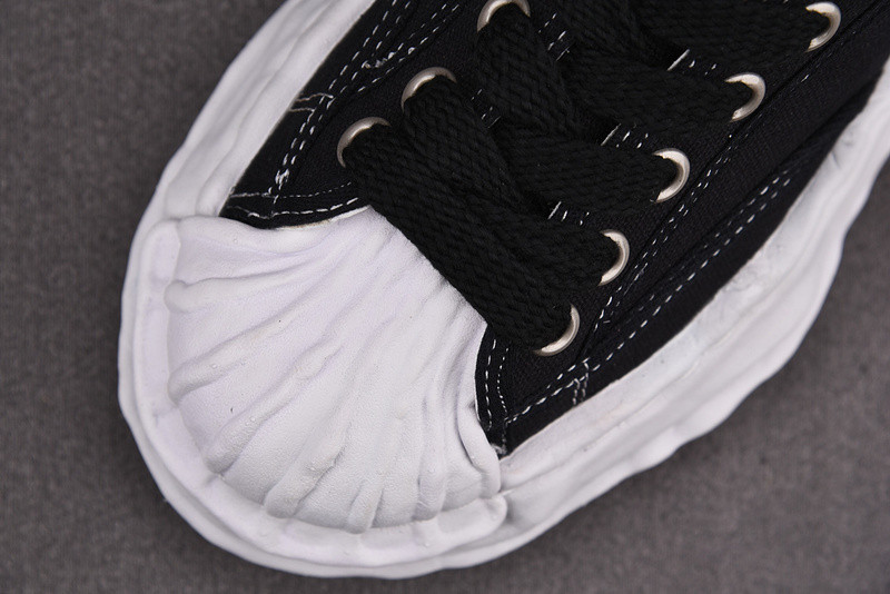 MAISON MIHARA SNEAKERS