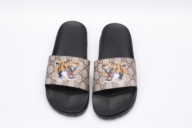 GUC LEATHER SLIDE