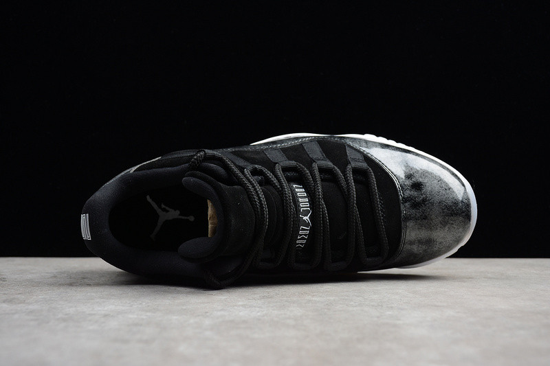 AIR JORDAN 11 RETRO LOW "BARONS" 528895-010