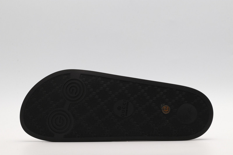 GUC LEATHER SLIDE