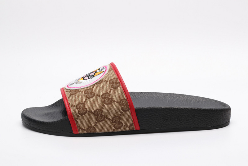 GUC LEATHER SLIDE